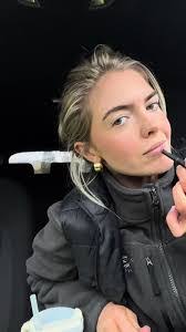 Chloe Wall's Instagram, Twitter & Facebook