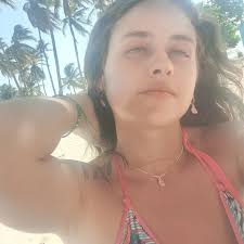 Laura Padron (@laurapadroooon) • Instagram photos and videos