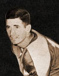 Player photos for the 1954-55 Vancouver Canucks at hockeydb.com