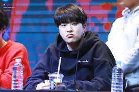 ป กพ นโดย mxxxxxxxxxxk ใน got7 youngjae 2