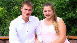 Auf den fotos von sarafina wollnys hochzeit ist nicht nur das brautpaar sondern auch die familie von sarafina zu sehen. So Lange Sind Sarafina Wollny Und Ihr Peter Schon Zusammen Promiflash De