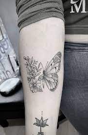 Tatuajes Tatii Almeida Tattoo Tatii Almeida Tattoo Instagram Photos And Videos Tattoos Triangle Tattoo Tatuajes