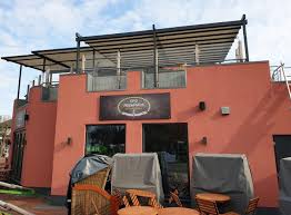 Das Spo Fischhaus In Sankt Peter Ording Hat Schon Kurze Zeit Nach Seiner Eroffnung Bei Touristen Und Einheimischen Einen Guten Ru Pergola Terrasse Dachterrasse