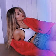 Ana mena arrives at the 19th annual latin grammy awards in las vegas, nevada, on november 15, 2018. Ana Mena Https Www Instagram Com Anamenaoficial Facebook