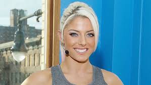 Two SD! Live Women Arrive On RAW, Nia Jax Attacks (Video), Debra McMichael  Comments On Return To School, Kurt Angle's HOF Induction