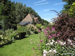 les jardins du pays d auge www lisieux tourisme com pays d auge jardins jardins secrets