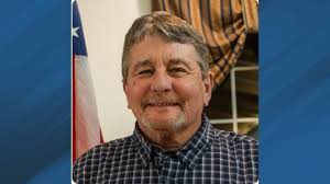 The Town of Aurora is mourning the death of Town Commissioner Dalton  Bennett, who passed away earlier this month, according to Aurora Mayor Curt  Hendrix.  https://wcti12.com/news/local/aurora-mourns-loss-of-commissioner-dalton-bennett-elected-in-2025