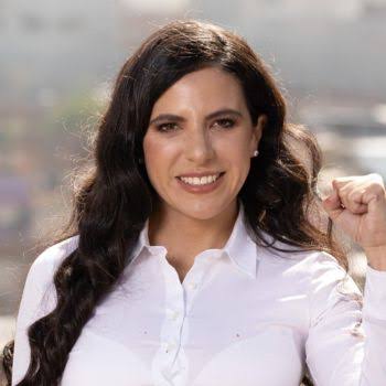 Giulianna Bugarini Torres Candidata A Diputados Locales Mayoria Relativa Por Sigamos Haciendo Historia En MichoacÁn Morena-pt-pvem - Vota Informado en SaberVotar https://sabervotar.mx