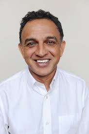 artSMart: MIKE TO IKE'S AT ST CLEMENTS