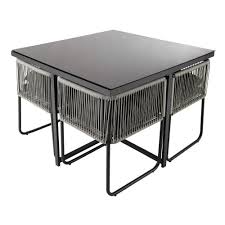 Découvrez un large choix de table à manger en promotion avec des nouveautés toute l'année et dans tous les magasins but. Table De Jardin Avec 4 Chaises En Resine L 107 Swann Maisons Du Monde