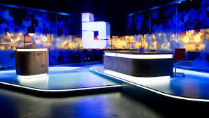 Wim de vilder (51) mocht maandagmiddag het nieuwe decor van het journaal onthullen. Zo Gaat Het Nieuwe Blokken Decor Eruitzien De Morgen