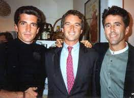 Pin By Joy Davidson On John Kennedy Jr Robert Kennedy Jr John Kennedy Jr Kennedy Jr