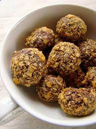 nisastali misir gevrekli kurabiye tarifini arkadasimin tavsiyesi uzerine denedim ozellikle cocuklar bayildi agizda dagilan bol cikolatali gida tatli kurabi ye