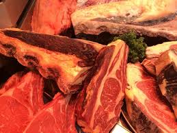 Cote A L Os Normande En Dry Aged 40 Jours Qui Mieux Que Votre Boucher Pour Vous Servir De Bonnes Viandes A La Maison Leblanc On Vous Propose Un Large Choix De