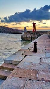 Normandie Port En Bessin 024 Coucher De Soleil Sur Le Port Places To Go Normandy Photo