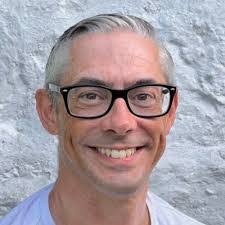 Edward Samson's Instagram, Twitter & Facebook