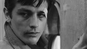 Les avis et réactions de la presse sur un jour un destin spécial alain delon : Alain Delon L Ombre Au Tableau Frenchtouch2