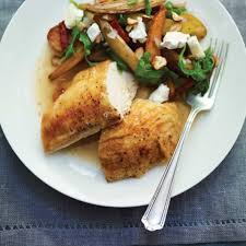 Poulet Et Salade De Legumes Rotis Au Fromage De Chevre Ricardo Recipe Roasted Vegetable Salad Vegetable Salad Chicken