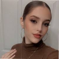 Stephanie Candelaria's Instagram, Twitter & Facebook