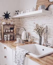 If your kitchen layout needs renovating or you simply want to refresh your color scheme and details, this video is for. Pinterest Cikolatadenizi Instagram Bohoandnordic Home Decor Kitchen Interior Design Kitchen Home
