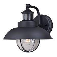 Birch Lane Billerica 1 Bulb Outdoor Barn Light With Dusk To Dawn Outdoor Barn Lighting Outdoor Wall Lighting Vaxcel