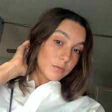 Looking for a roommate near Illinois State University?