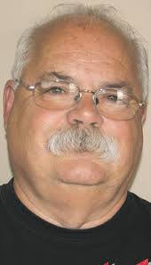 Lee Sorrells's Instagram, Twitter & Facebook