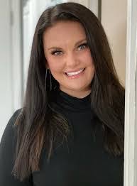 Trista Murphy's Instagram, Twitter & Facebook