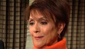 Next week's YR spoilers: A shocking threat is made, an intriguing  invitation is received and an offer is presented — plus, someone gets very  surprising new....Go to first comment 👇👇👇