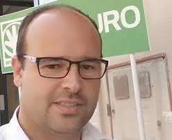 El perfil de los candidatos: ¿Quién es Alejandro Santos, del Partido  Andalucista? ~ Dos Hermanas Diario Digital