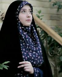 Pin By Om Fatimah On حجاب Hijab Muslim Women Fashion Iranian Women Fashion Muslimah Fashion Outfits