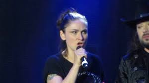 Zatímco dusilová získala od akademiků hned čtyři želízka v ohni, na její kolegy se. Lucie Lenka Dusilova Sen Plzen 17 06 2016 Youtube