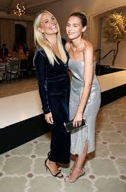When you walk into a bar, what do you typically order? Sara Foster Bio Facts Latest Photos And Videos Gotceleb