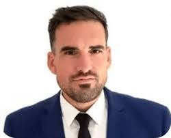 Raul Sarduy's Instagram, Twitter & Facebook