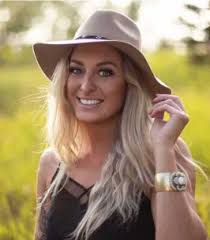 1990 ~ Julia Kathleen Clutton (Woolnough) ~ 2023 “In a world where you can  be anything, Be kind!”