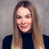 Merle Mohr's Instagram, Twitter & Facebook