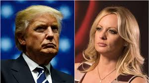 Trump comparirà in tribunale martedì: "Caccia alle streghe contro di me".  Oltre 30 i capi d'accusa