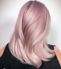Actually, the dark shade is perfectly the hair changes from a dark top to a blonde bottom. 50 Bold And Subtle Ways To Wear Pastel Pink Hair