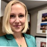 Shannon Best's Instagram, Twitter & Facebook