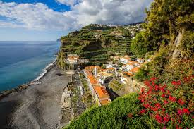 A brazilian luso couple that explores what the madeira island and portugal have the best. Ilha Da Madeira Guia Completo Da Regiao Dicas De Viagem