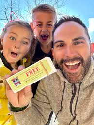 Happy Monday! Let's help each other today 🤍