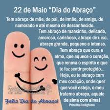 Não é apenas uma amiga, é uma irmã que ao invés de estar.esses ai, tem o poder de num olhar saber o que está acontecendo com seu coração, num abraço resolver qualquer carência, num conselho te. 57 Ideias De Dia Do Abraco Em 2021 Dia Do Abraco Abraco Feliz Dia Do Abraco
