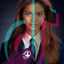 賴希曦cc美髮教育- 我上週的貼文獲得超過5,000 個心情！感謝大家的支持！🎉