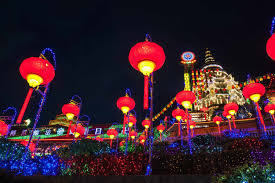 Von den kuala lumpur sehenswürdigkeiten. Malaysia S Top Festivals Cover East And West