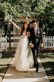 A rising trend in wedding celebrations is for the couple to choose a theme for the ceremony and reception. Backyard Wedding For 10k Stylish Backyard Wedding 100 Layer Cake