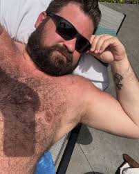 I LOVE events! Especially events that support and give back to my  community! About 3 weeks ago I was lucky enough to team up with Bowlounge  Dallas, Out Of The Closet, AIDS