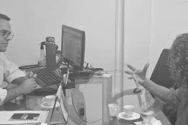 Esta ativista teve uma conversa agradável com Felipe Lins, secretário do  gabinete civil, da Prefeitura de