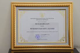 Mengapa antara hak asasi manusia dengan kewajiban asasi manusia dalam perwujudannya harus diharmonisasikan? Website Resmi Pemerintah Kota Kediri