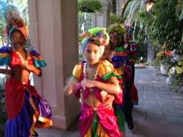 With asa karsten bernstine, tiffany burton, sergio centeno, frat fuller. Kidsongs Let S Make Music Tv Episode 1997 Imdb