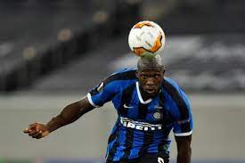 Si può passare anche pareggiando là e poi battendo lo shakhtar, ma non rischierei. Lukaku Ace In The Hole Watch Out For Moraes